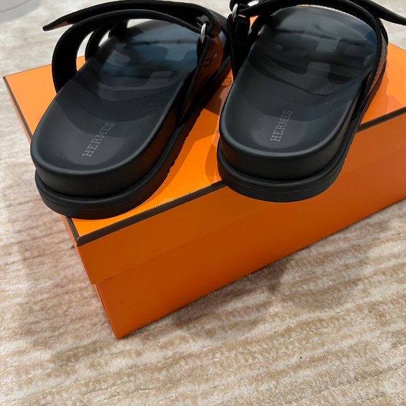 [SOLD] Hermes Chypre Sandal All Black Size 36.5 Brand new - Picture 4 of 4